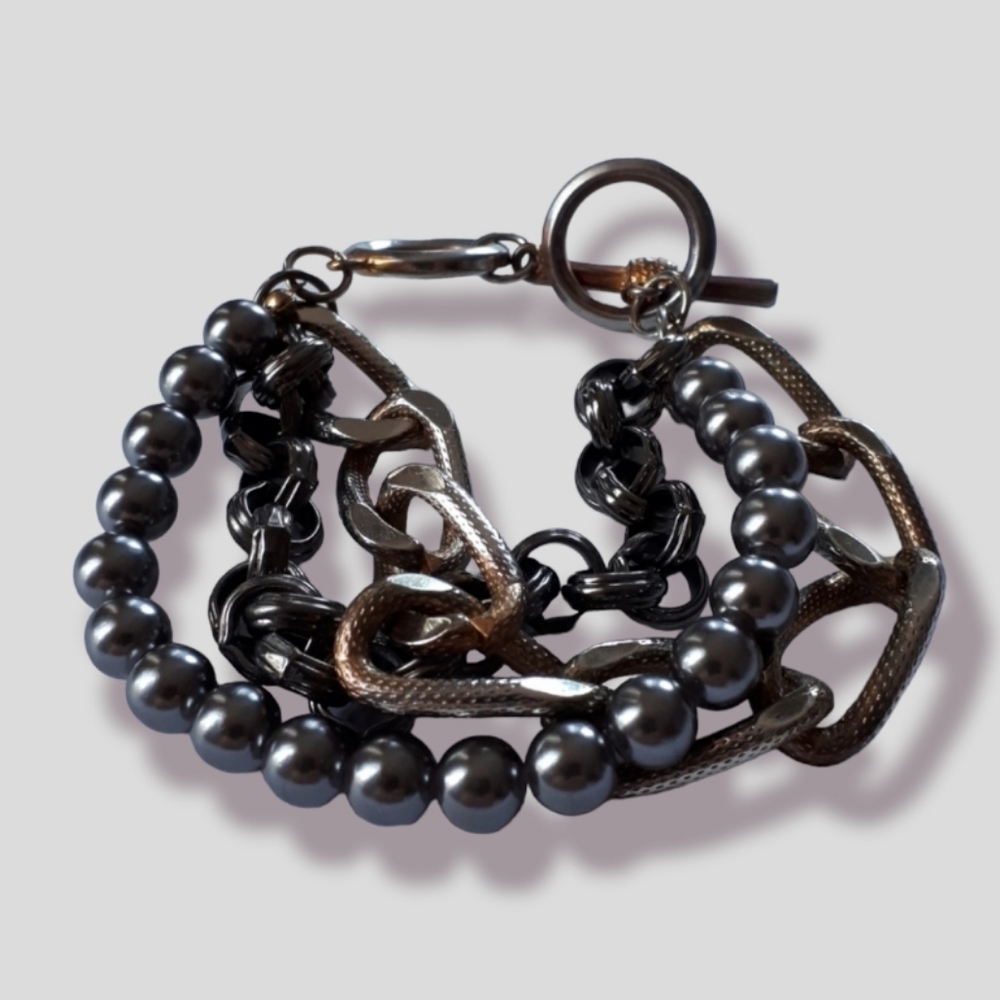 Gold and silver chain bracelet